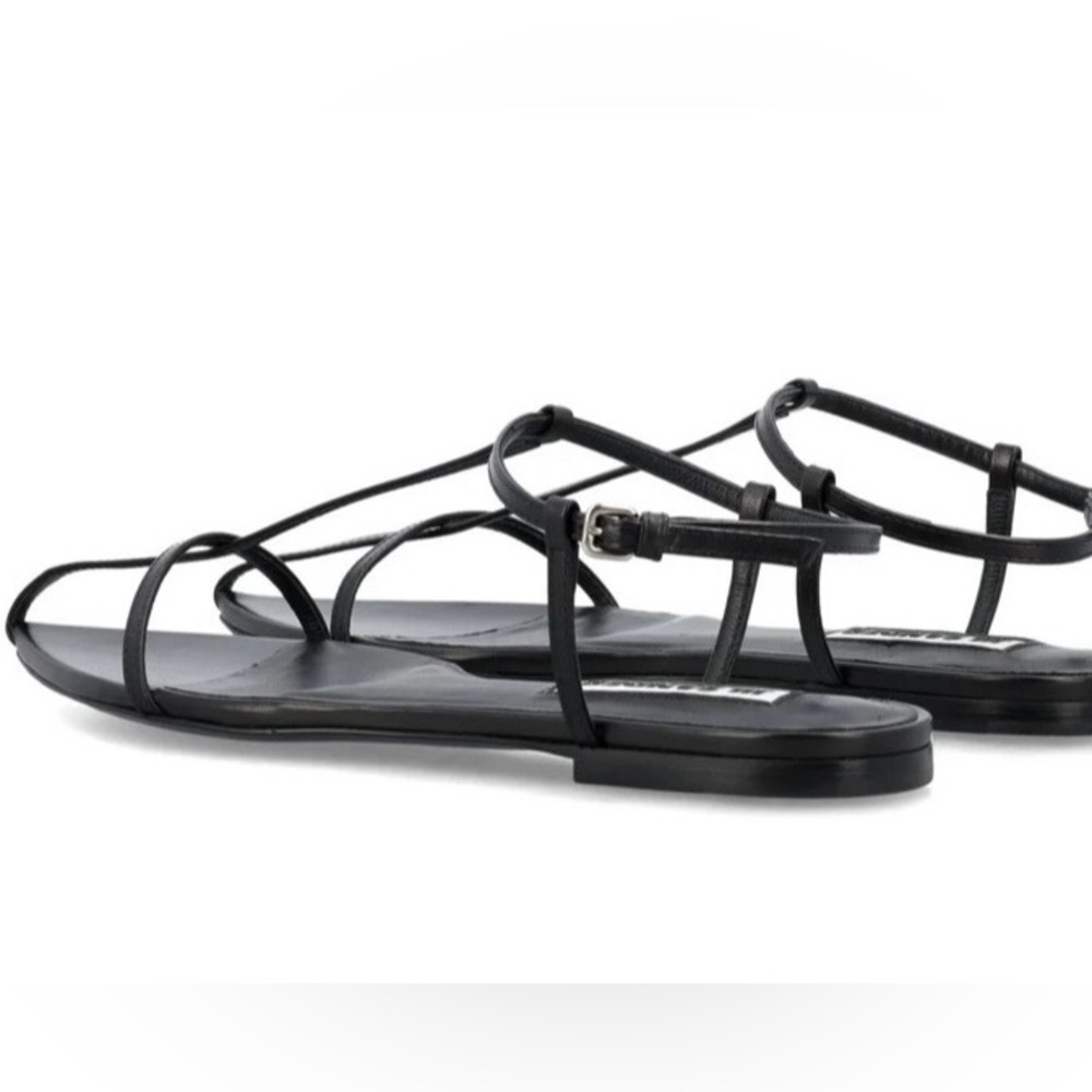 Chic Black Strappy Sandals